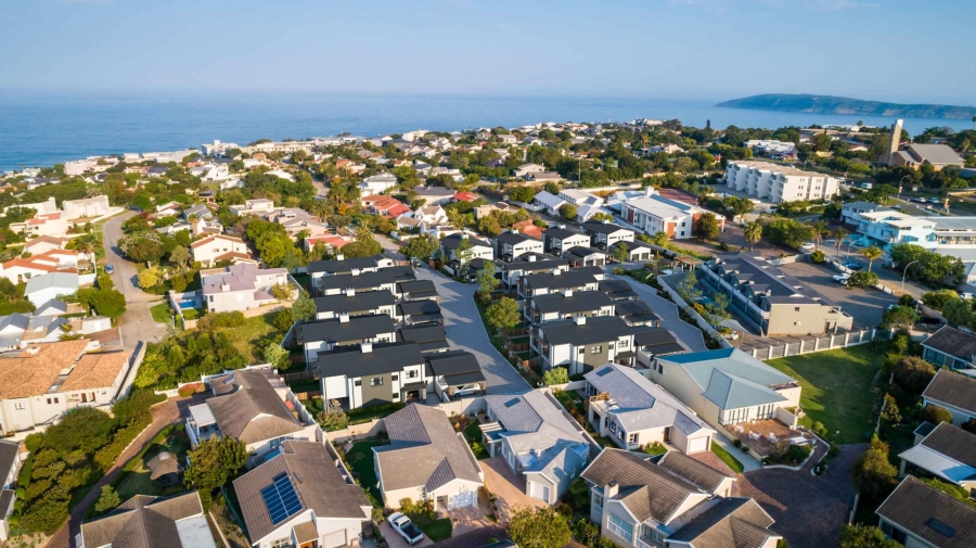 3 Bedroom Property for Sale in Plettenberg Bay Central Western Cape